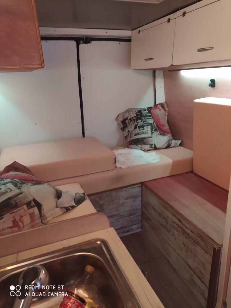 foto de interior camper